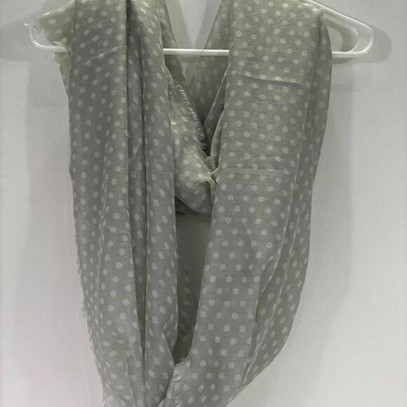 Lightweight Gray Viscose Infinity Scarf with White Polka Dots L35"X W28" - Picture 3 of 9